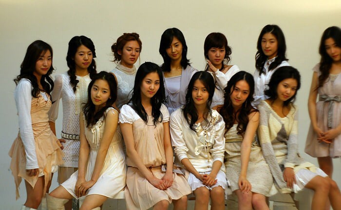 전설의 소녀시대 데뷔 전....단체 사진.jpg | 인스티즈