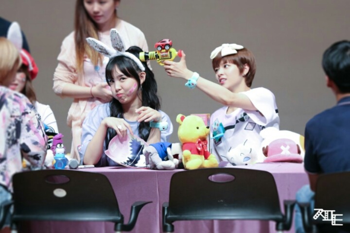 [트와이스] 정연이 숏컷중 제일 예쁜머리 | 인스티즈