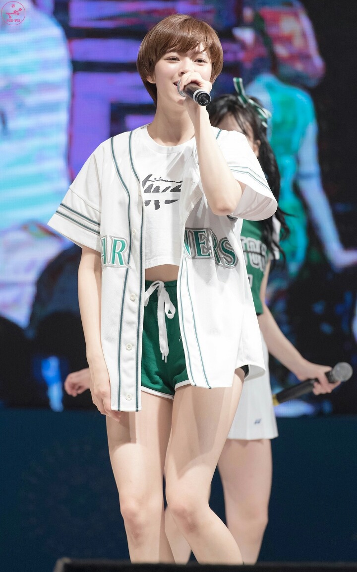 [트와이스] 정연이 숏컷중 제일 예쁜머리 | 인스티즈