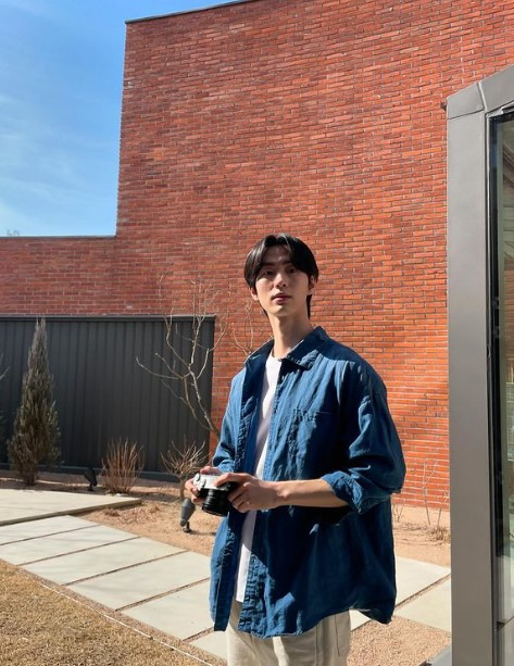 드디어 캐스팅이 완료된 BL드라마화 '비밀사이' 주인공들 (웹툰 비밀사이 원작 맞음) | 인스티즈