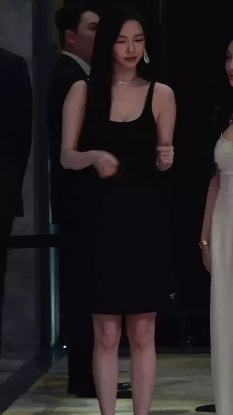 엄청난 모습으로 W코리아 자선행사에 참석한 에스파 카리나 .jpgif | 인스티즈