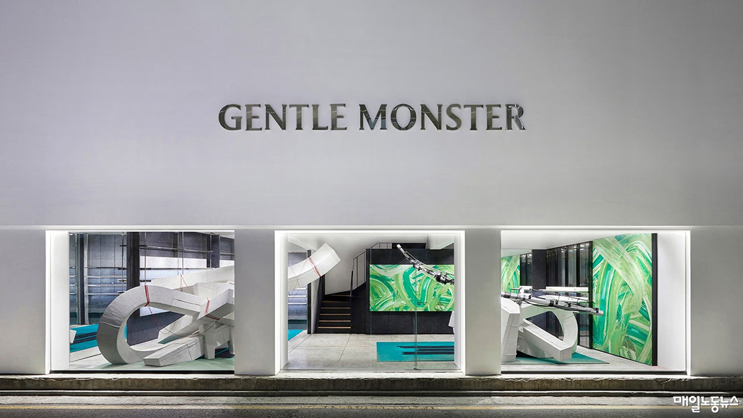 정신병원 다같이 다닌다는 젠틀몬스터 직원들 | 인스티즈