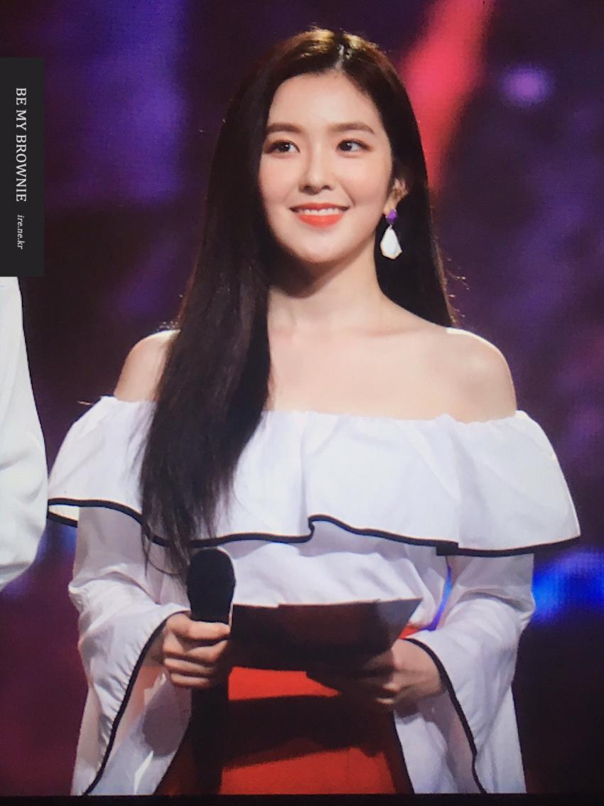 [레드벨벳] 박보검과 MC보는게 불편한 아이린 팬의 분노.gif | 인스티즈