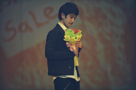 과거 사진 60여장 터진 아이돌 | 인스티즈