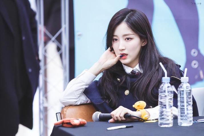 카톡하면 차단할 것 같이 생긴 걸그룹 멤버 | 인스티즈