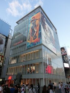 일본 오사카에서 땅값이 가장 비싼 건물. jpg | 인스티즈