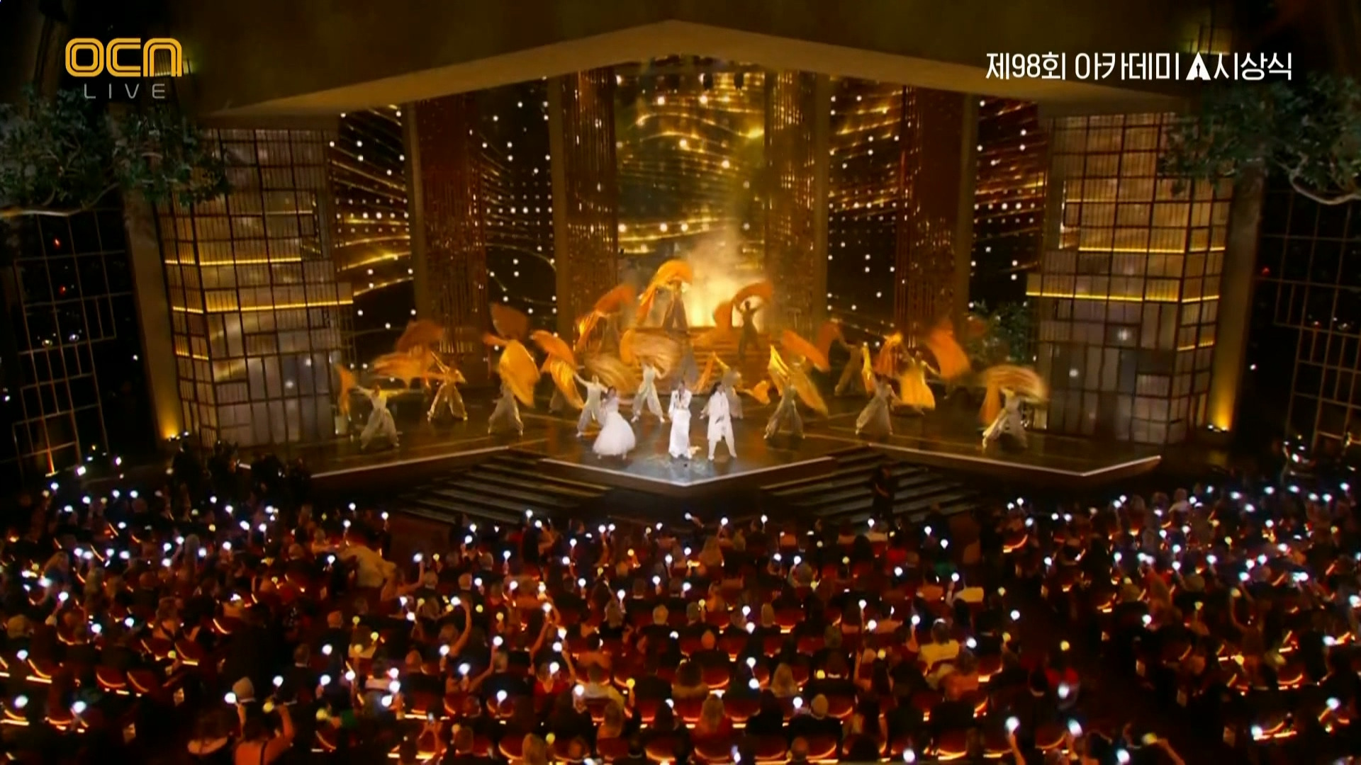 오스카 케데헌 골든 무대 | 인스티즈