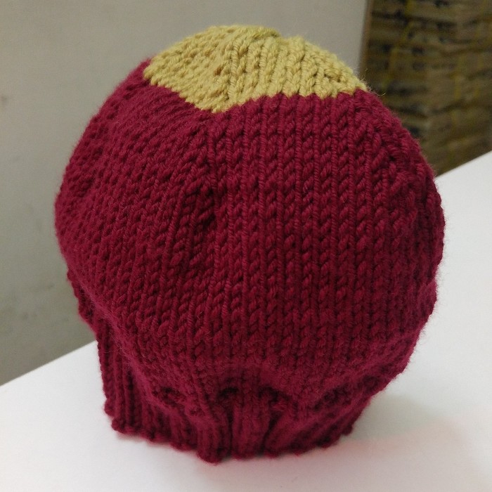 에이핑크 남덕들이 뜨개질을 한 이유 (210개의 털모자) | 인스티즈