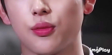 두꺼운 입술을 가진 남자 연예인 모음 | 인스티즈