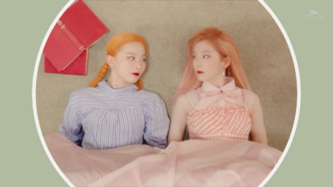 민희진 디렉터의 소아성애 논란 작품들 모음 (에프엑스, 레드벨벳, 샤이니) | 인스티즈