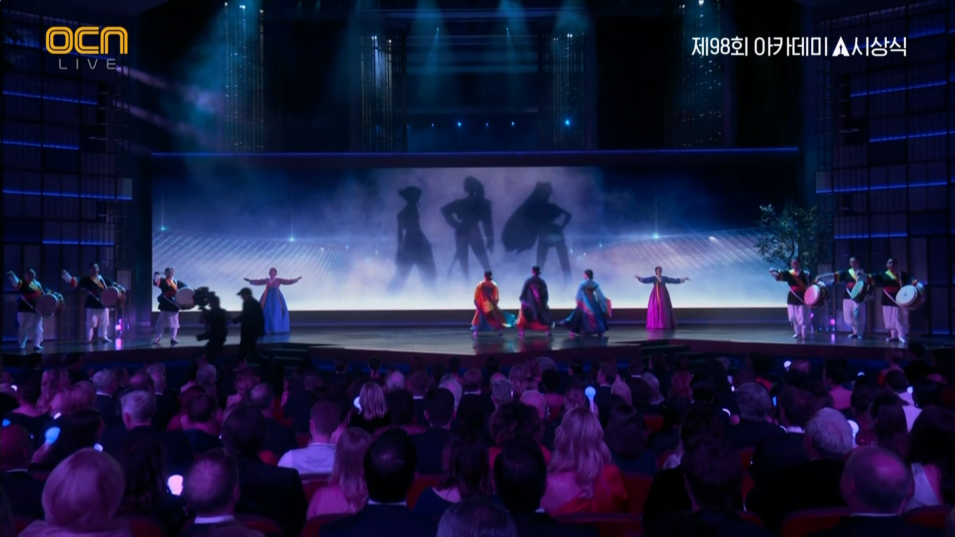 오스카 케데헌 골든 무대 | 인스티즈