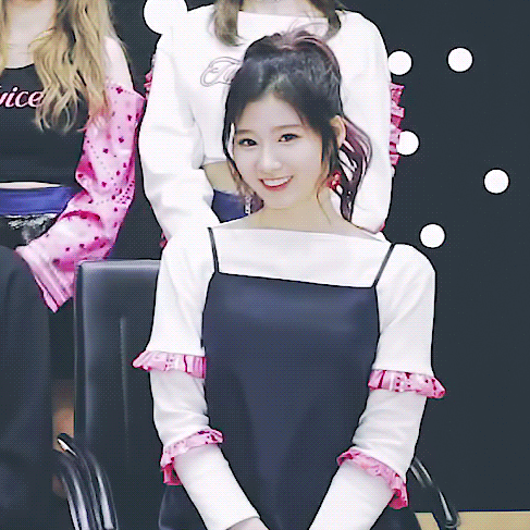 고급진 사나 옆모습.jpg | 인스티즈