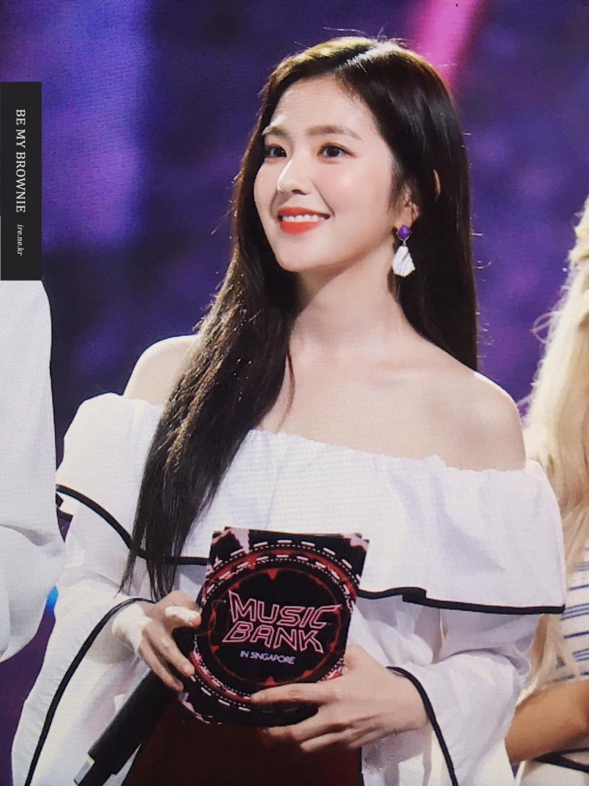 [레드벨벳] 박보검과 MC보는게 불편한 아이린 팬의 분노.gif | 인스티즈