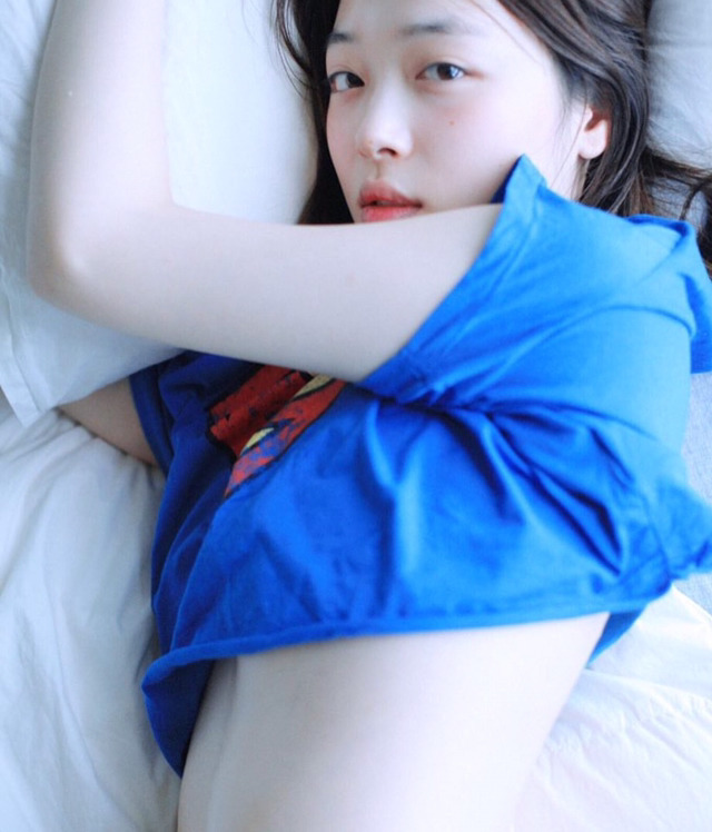 퇴폐미를 로리로 잘못 해석하고있는 것 같은 몇몇 국내 여자연예인들 | 인스티즈