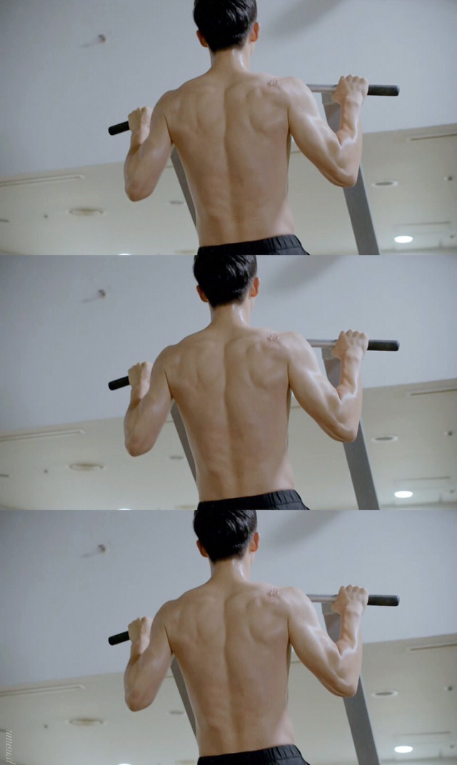 여러 트레이너가 포기했다던 송중기 몸.jpg | 인스티즈