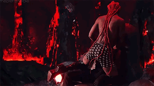폴댄스 추면서 지옥 가고 사탄이랑 부비는 뮤비 나와서 난리남.gif | 인스티즈
