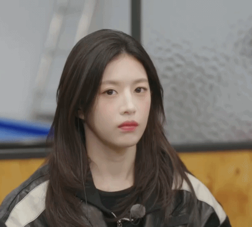 마니또 클럽 7회 고윤정 움짤.gif | 인스티즈
