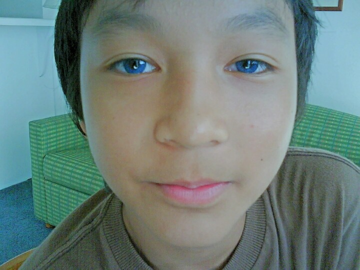 사람들이 하는 오해: 아시아 사람들은 다 눈동자가 짙은갈색? | 인스티즈