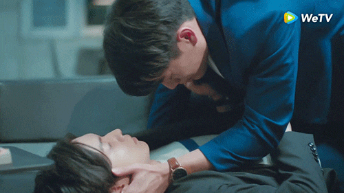 1등공×2등수 배틀호모를 실현시킨 대만 BL 드라마 (+위스키 3잔 먹고 찍었다는 키스신) | 인스티즈
