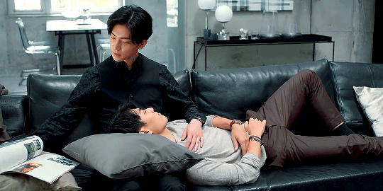 1등공×2등수 배틀호모를 실현시킨 대만 BL 드라마 (+위스키 3잔 먹고 찍었다는 키스신) | 인스티즈