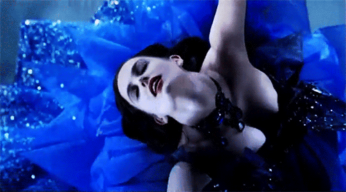 퇴폐미를 로리로 잘못 해석하고있는 것 같은 몇몇 국내 여자연예인들 | 인스티즈