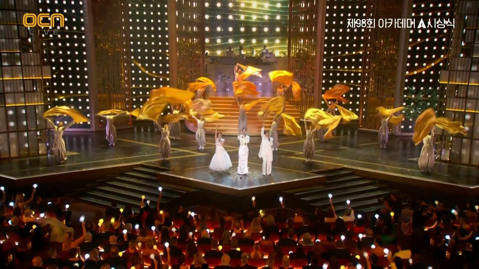 오스카 케데헌 골든 무대 | 인스티즈