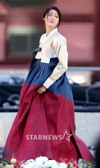 청순섹시한 여자아이돌.gif | 인스티즈