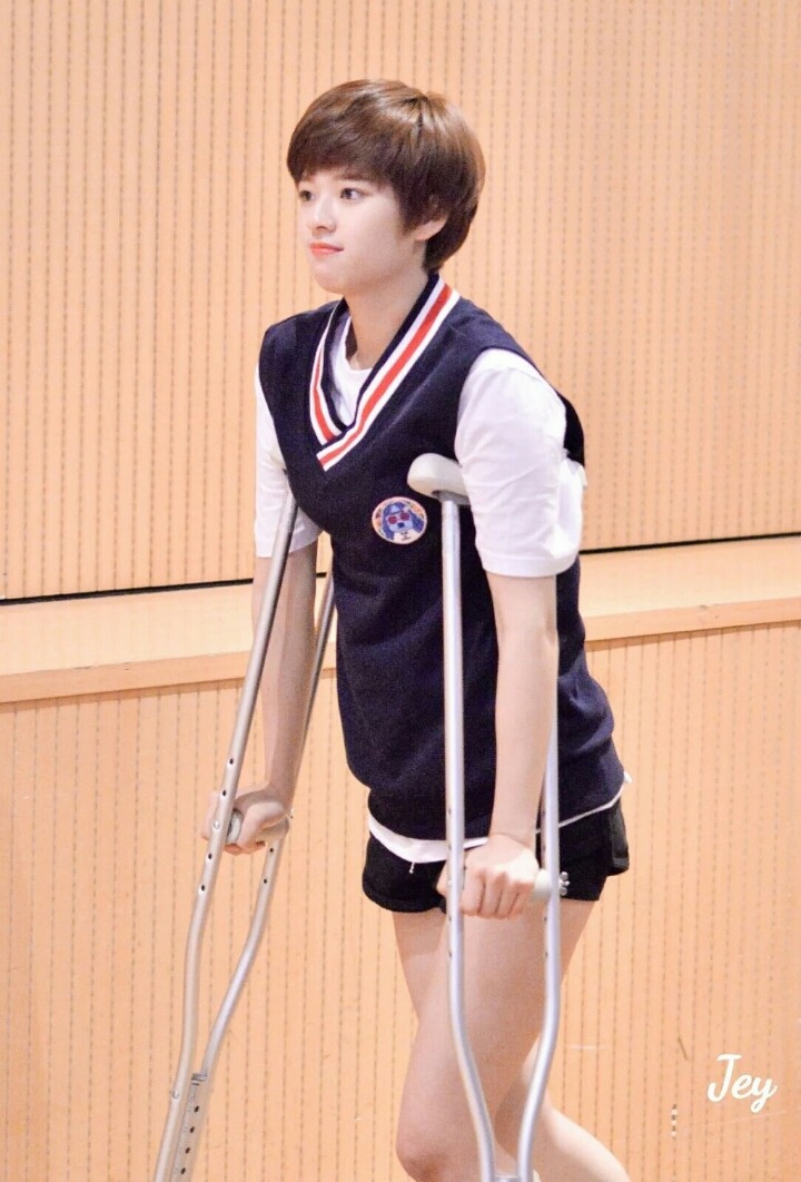 [트와이스] 정연이 숏컷중 제일 예쁜머리 | 인스티즈