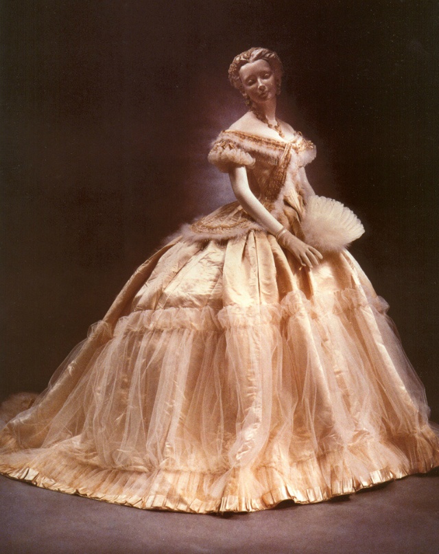 공주풍 드레스의 극치-크리놀린 드레스 | 인스티즈