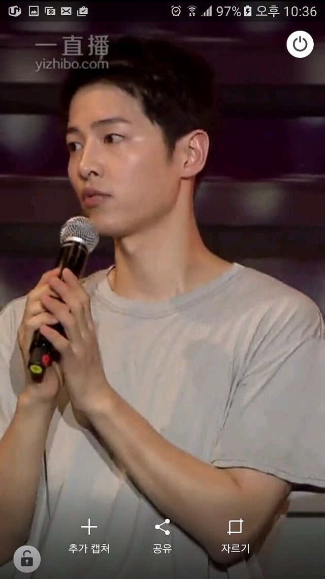 여러 트레이너가 포기했다던 송중기 몸.jpg | 인스티즈