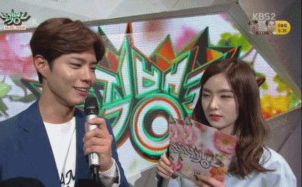 잘생긴 남자들이 받는 눈빛.gif | 인스티즈