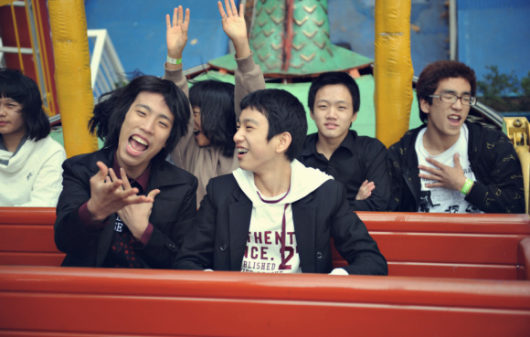 과거 사진 60여장 터진 아이돌 | 인스티즈