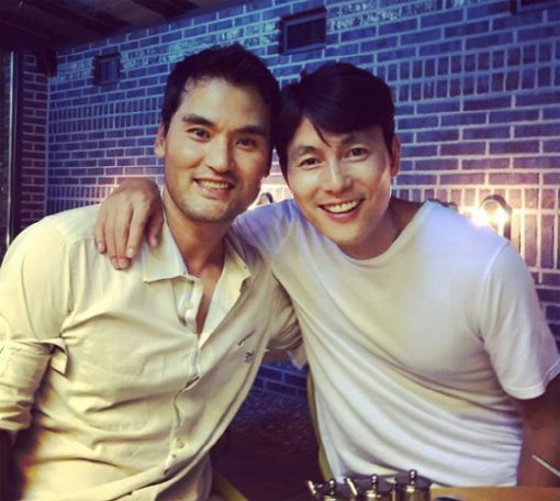 장동건 정우성 옆에서 선방한 남자 | 인스티즈