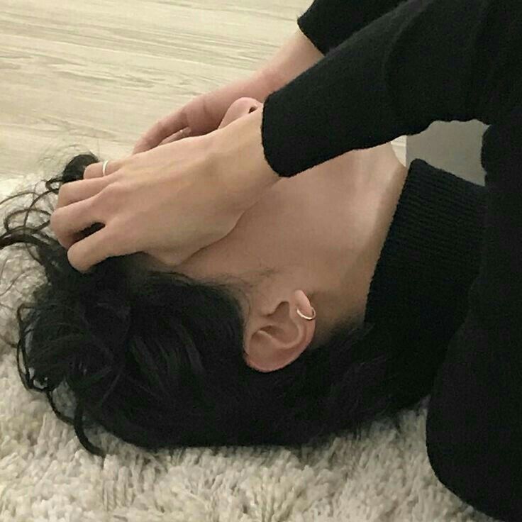 진짜 왕자님은 머리카락이 검은색이구나 | 인스티즈