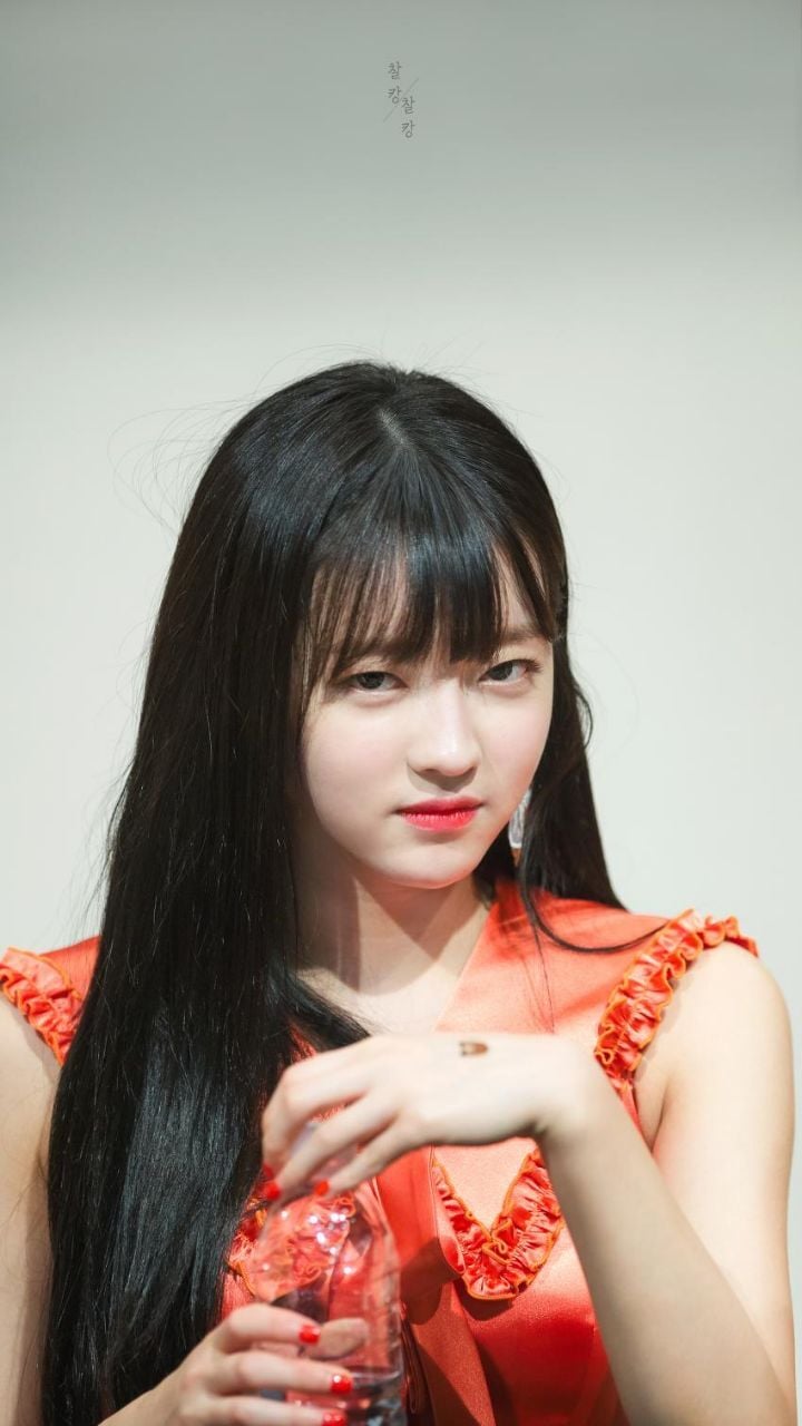 요즘 여자들 사이에서 유행하는 표정 | 인스티즈