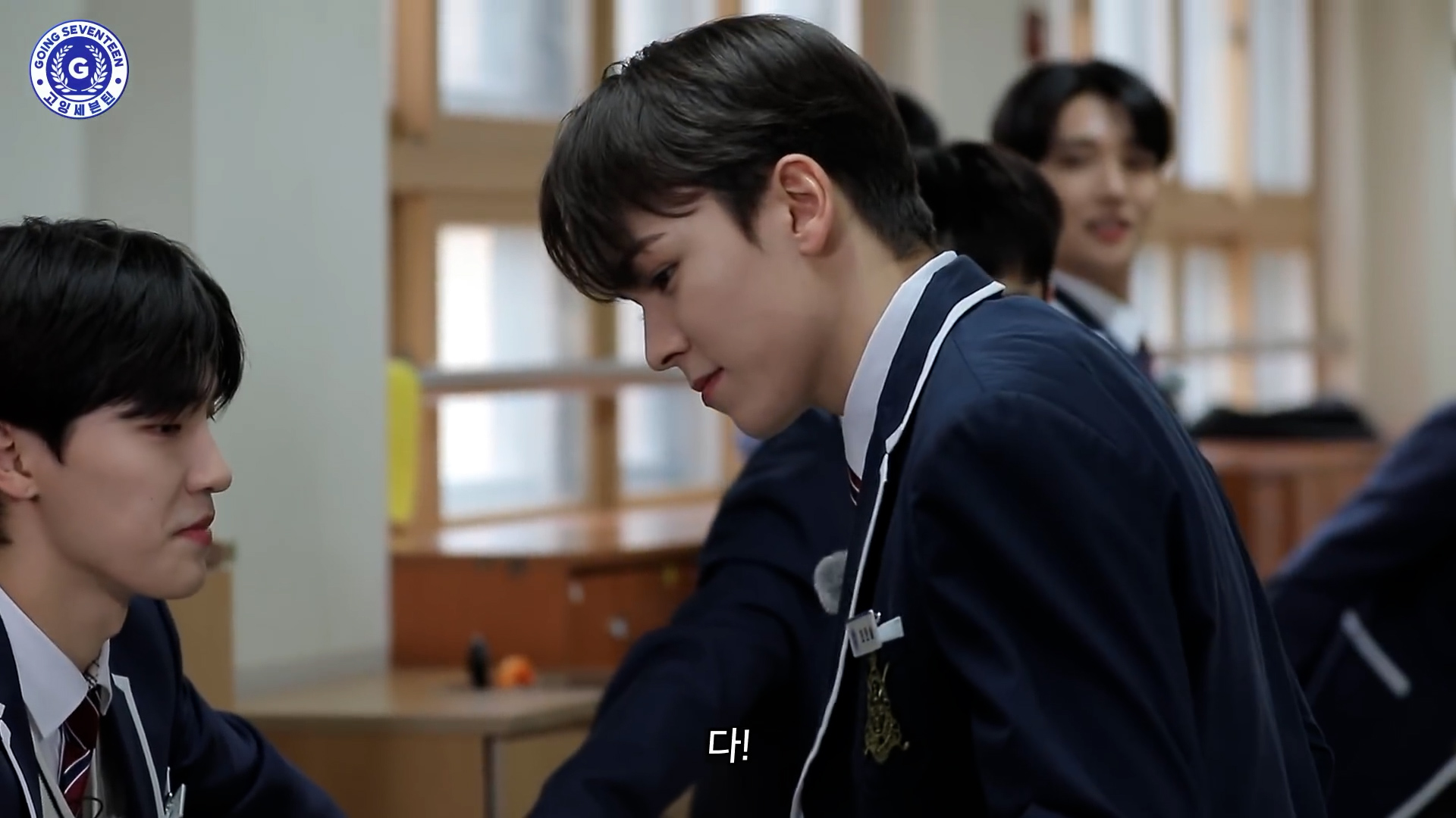 친구가 열두명 있어야하는 이유 : 무궁화꽃 재밌게 말아 줌 | 인스티즈