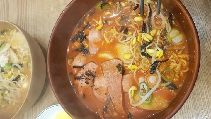 명동 틈새라면 본점 | 인스티즈