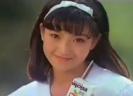 90년대 특유의 촌스러운 화장에서도 살아남았던 여자연예인들 | 인스티즈