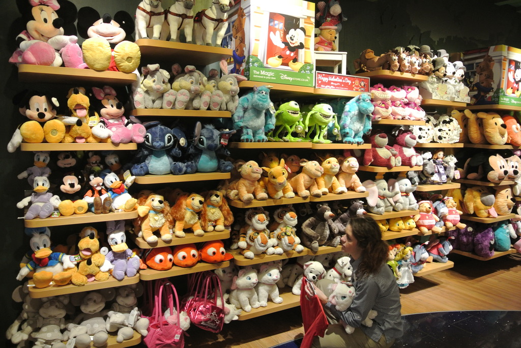 솔직히 한국에 하나쯤 매장 내줄만한데 아직도 내주지 않는 스토어 | 인스티즈