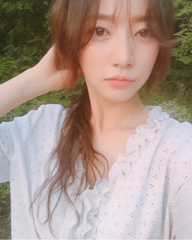 드디어 뜨고 있는 송하윤(김별) 최근 사진들 | 인스티즈