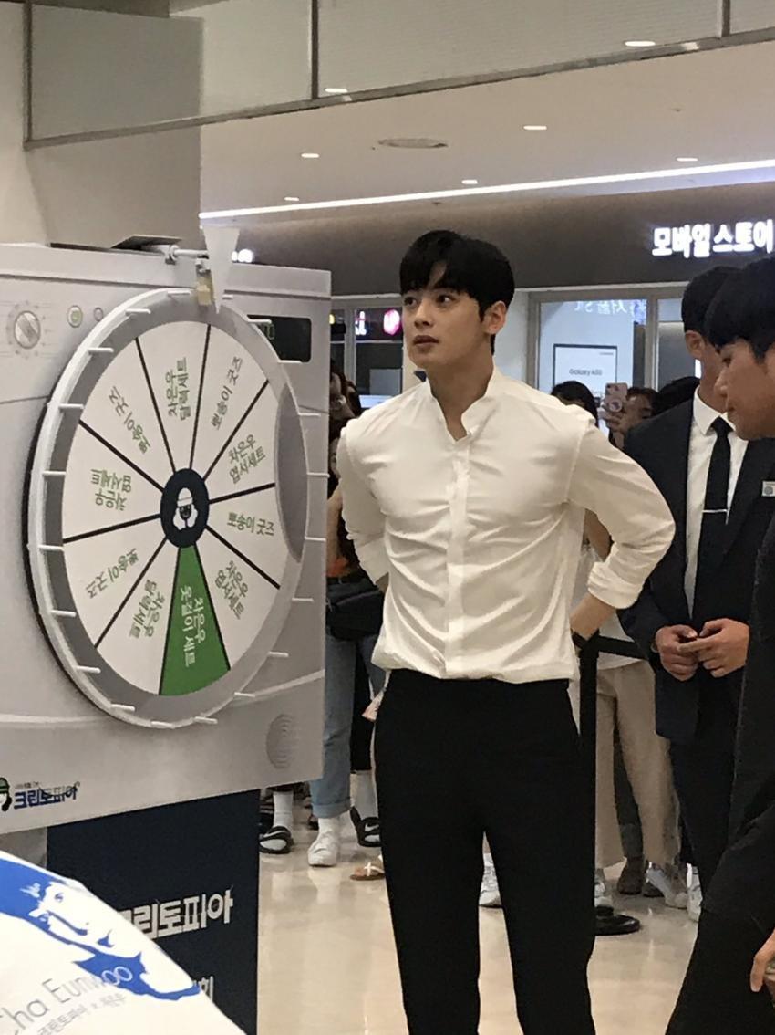 요즘 벌크업 시작했다는 차은우 | 인스티즈