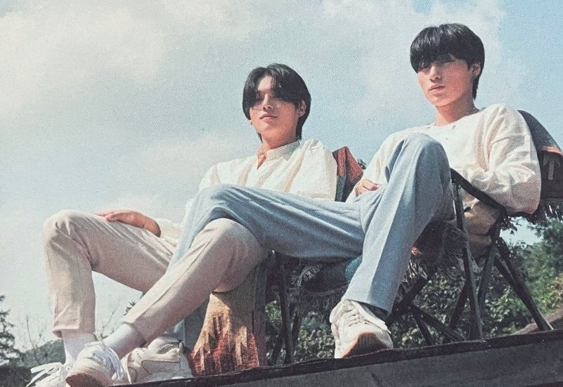 편한 사람이랑 붙어있으면 나오는 자세 | 인스티즈