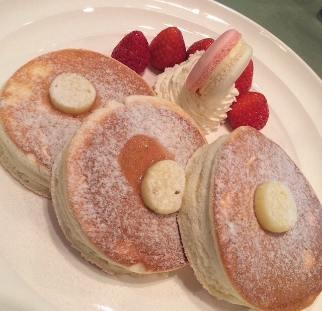 구겨서 한입에 꾸역꾸역 집어넣고 싶은 팬케이크.jpg | 인스티즈