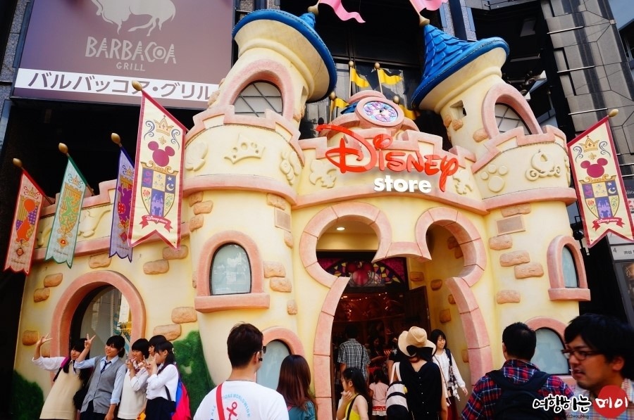 솔직히 한국에 하나쯤 매장 내줄만한데 아직도 내주지 않는 스토어 | 인스티즈