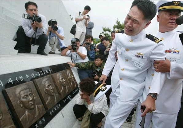 해군 출신들은 얼마나 위험했는지 알 수 있는 사진.jpg | 인스티즈