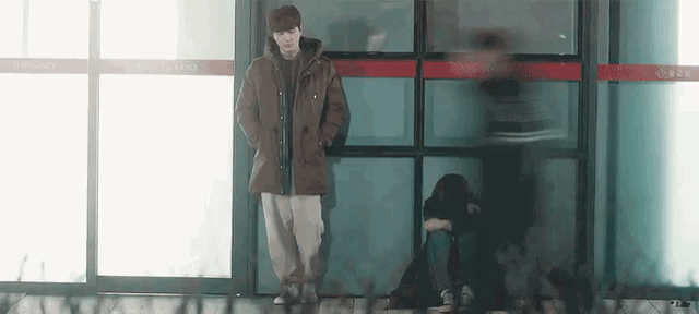 [365운명을거스르는1년] 애정씬 하나없이 애틋했던 장르물 속 남주-여주 서사.gif | 인스티즈
