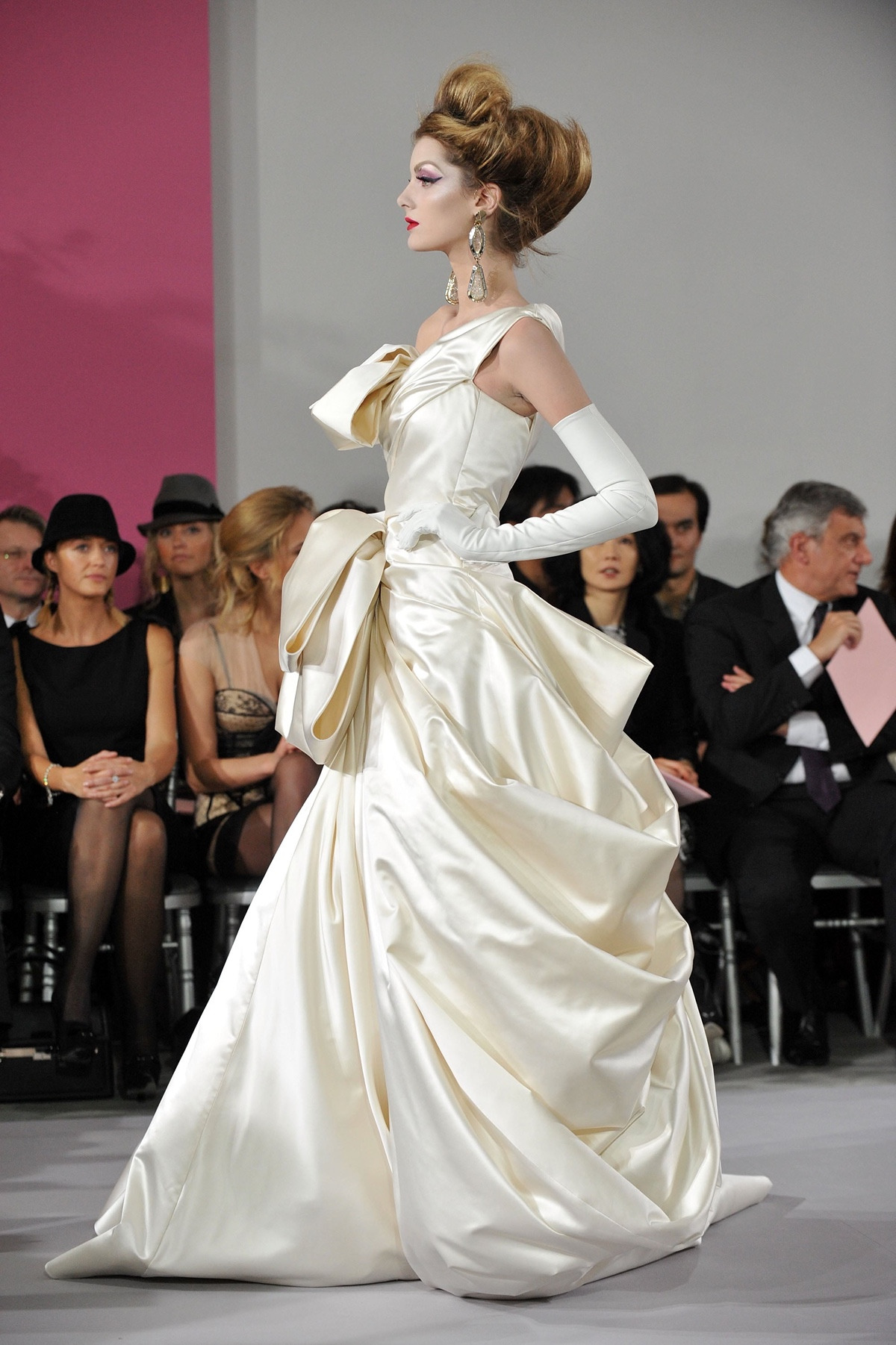 패션계 난리날듯한 자라(ZARA) 새 디자이너 발표 (스압) | 인스티즈