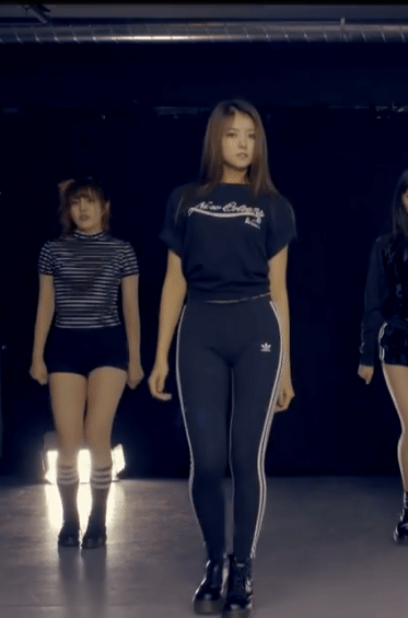 아이돌 골반왕 | 인스티즈