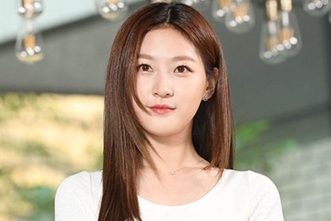 故 김새론 유족, 극단적 선택 시도…"김수현 측 공세에 극심한 고통" | 인스티즈