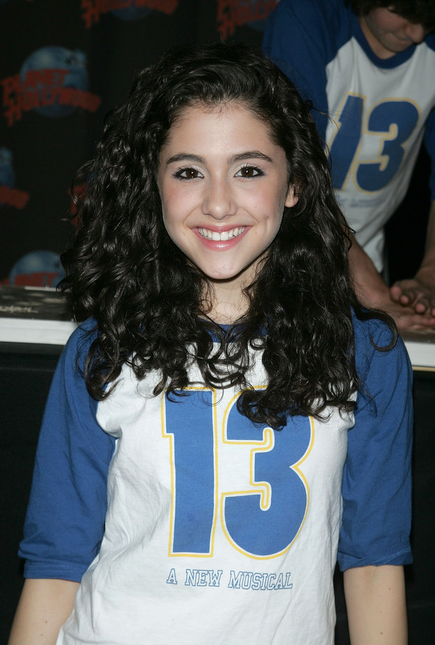 아리아나 그란데가 항상 반묶음머리를 고집한 이유 | 인스티즈